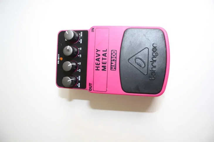 efekt-gitarowy-behringer-hm300-model-204415