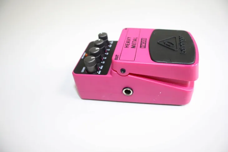 efekt-gitarowy-behringer-hm300-waga-z-opakowaniem-0-45-kg-certyfikat-ce