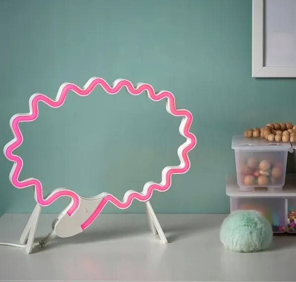 lampka-nocna-ikea-bialy-plec-chlopcy