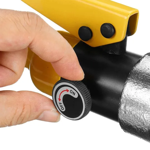 zaciskarka-blurr-16-32-mm-kod-producenta-prasa-zaciskarka-hydrauliczna-do-pex-blurr