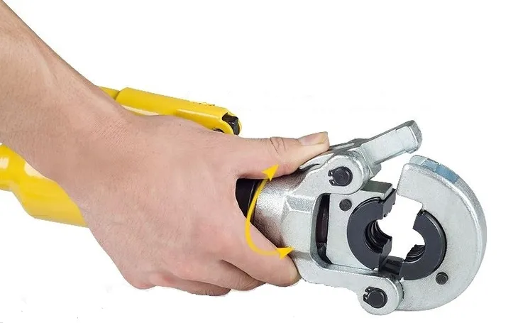 zaciskarka-blurr-16-32-mm-waga-z-opakowaniem-4-588-kg-certyfikat-ce