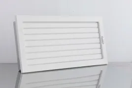 kratka-ventlab-z-ruchoma-zaluzja-450x220-biala