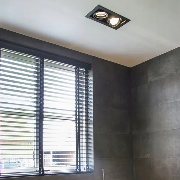spot-prostokatny-smartled-czarny-kod-producenta-1804