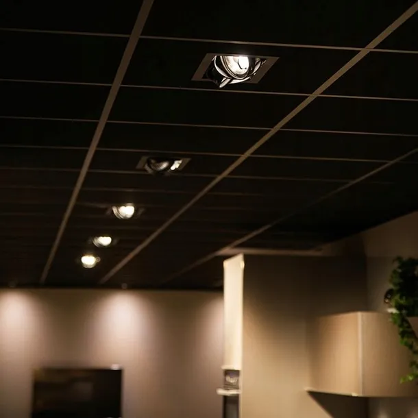 spot-prostokatny-smartled-czarny-marka-smartled