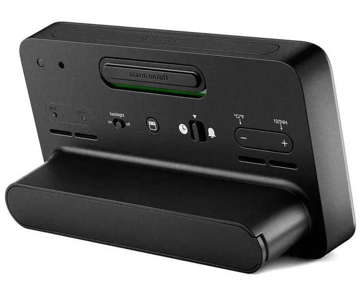 budzik-z-termometrem-braun-bc10b-marka-braun