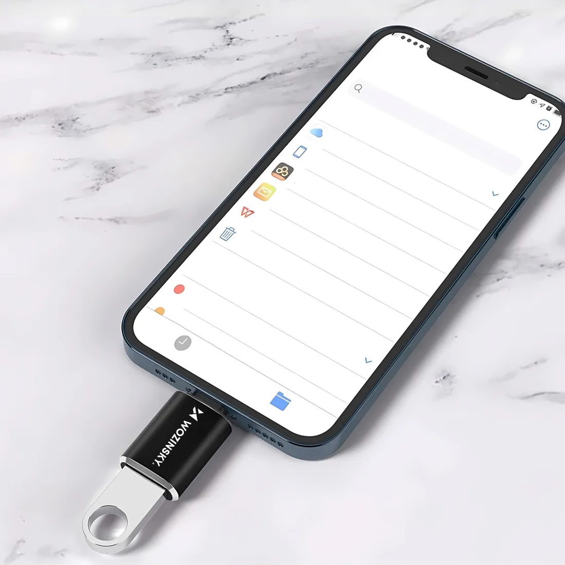 adapter-wozinsky-wala-01-do-iphone-ladowanie-i-synchronizacja-czarny-stan-nowy