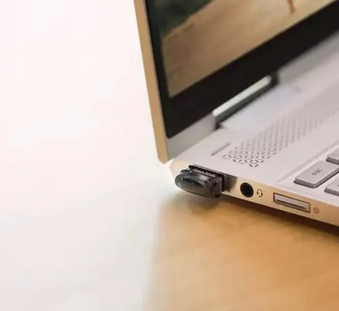 pendrive-sandisk-ultra-fit-256gb-usb-3-1-certyfikat-ce
