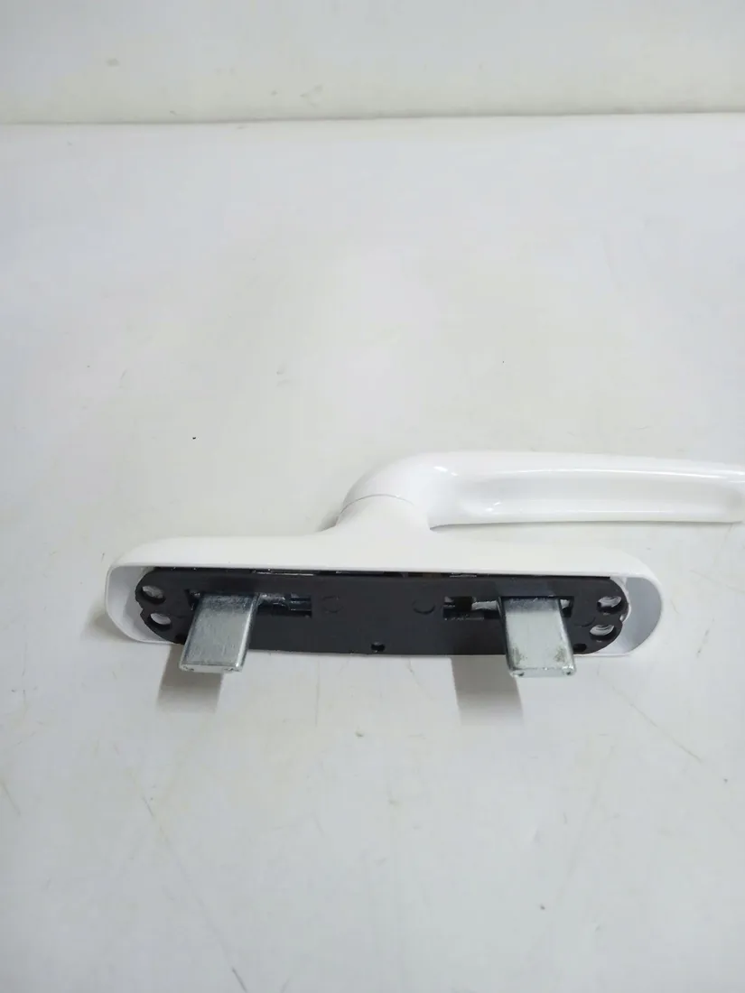 klamka-okienna-amig-bialy-stan-nowy