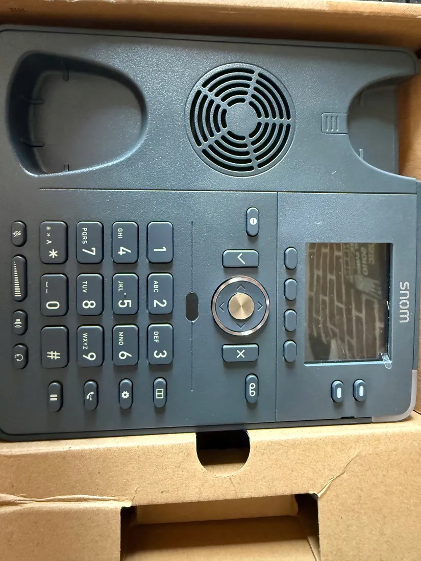 telefon-stacjonarny-voip-snom-d140