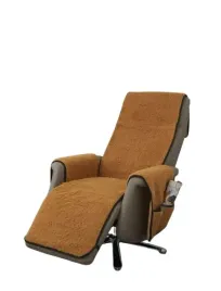 pokrowiec-na-fotel-z-pokrowcami-na-podlokietniki-i-dlugim-podnozkiem