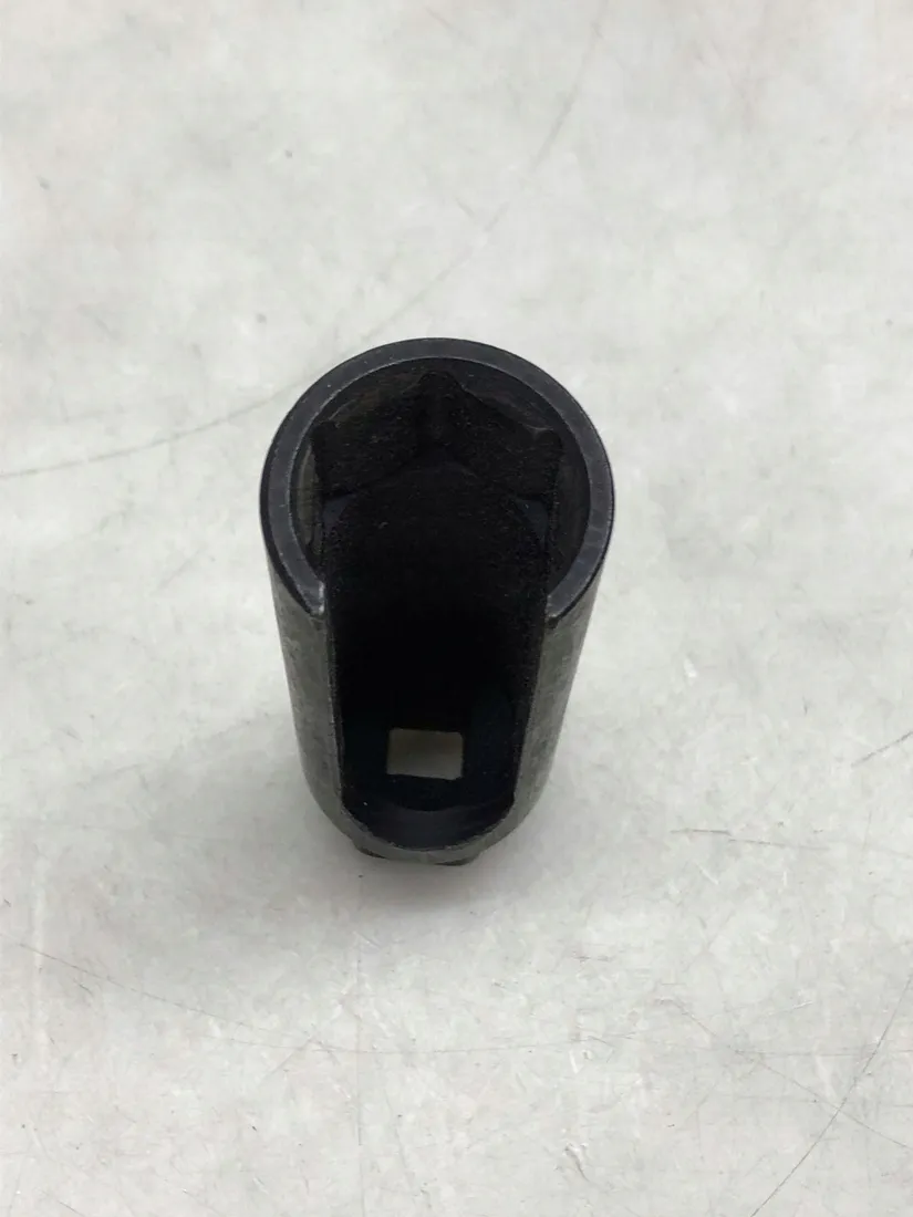 nasadka-do-wymiany-sondy-lambda-22-mm-1-2-cala