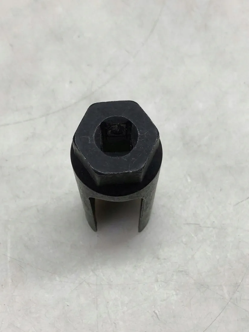 nasadka-do-wymiany-sondy-lambda-22-mm-1-2-cala