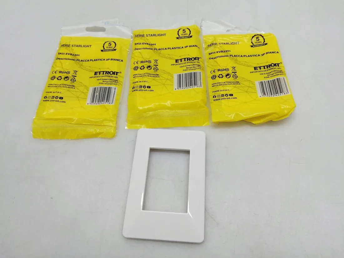 vimar-plana-zestaw-ramek-4-szt