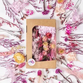 suszone-kwiaty-do-rekodziela