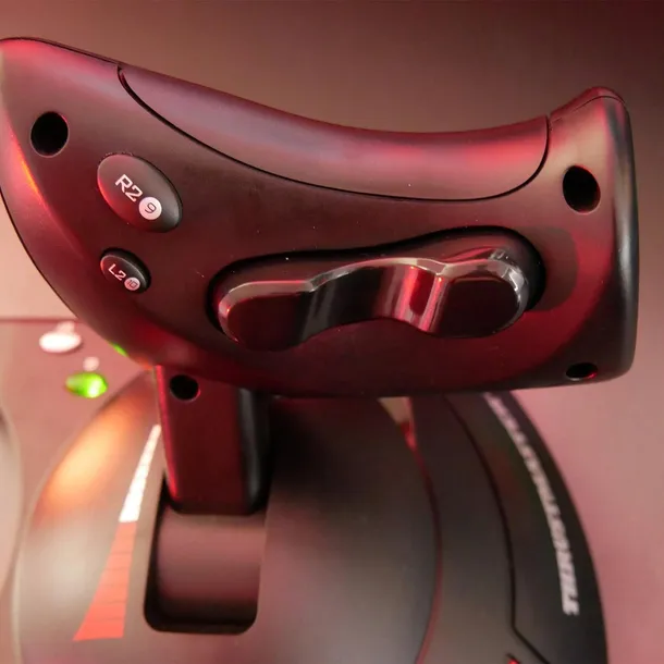 joystick-thrustmaster-t-flight-hotas-x-waga-z-opakowaniem-2-02-kg-certyfikat-ce