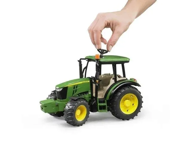 bruder-traktor-john-deere-5115m-02106-waga-z-opakowaniem-1-kg