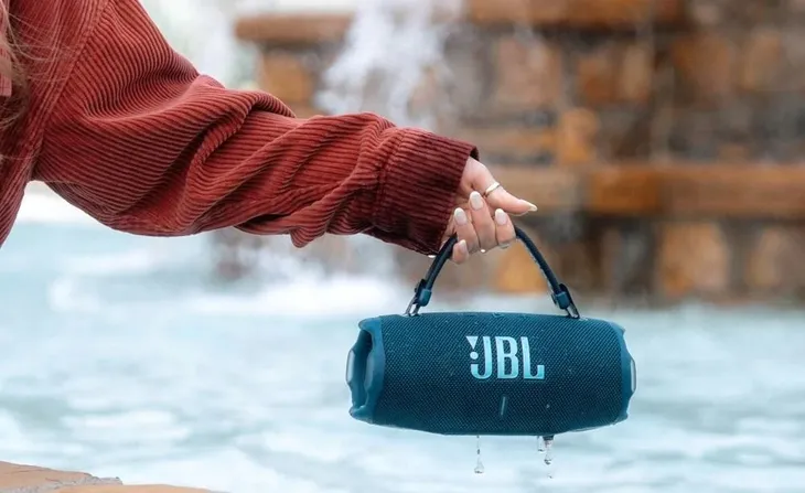 glosnik-bluetooth-jbl-charge-6-45w-niebieski-komunikacja-bluetooth