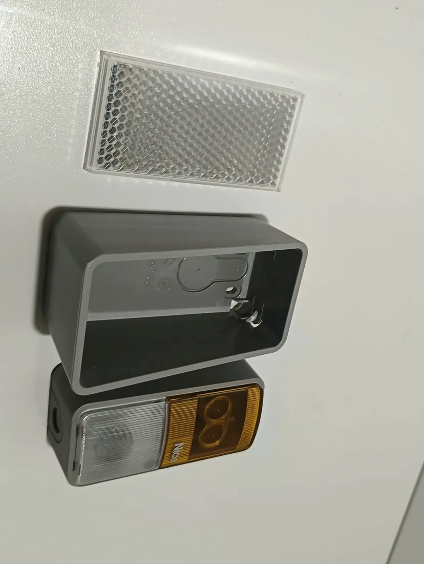 fotokomorka-nice-epmor-refleksyjna