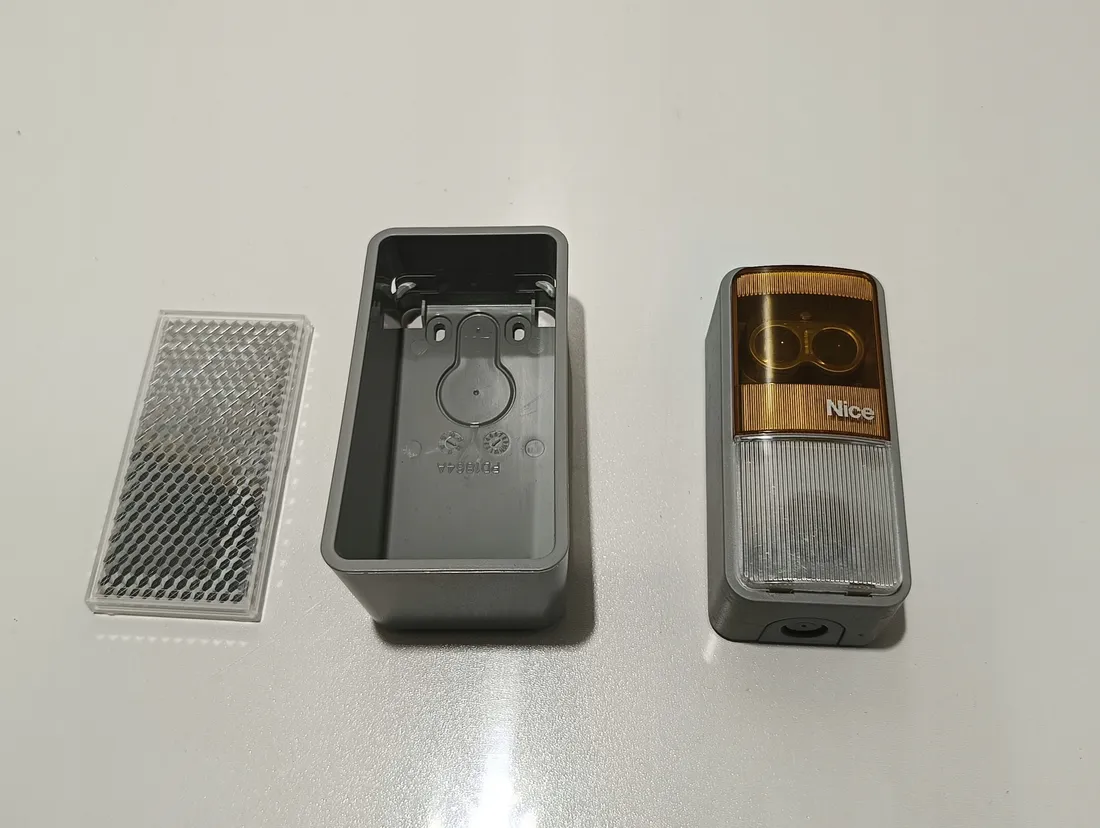 fotokomorka-nice-epmor-refleksyjna