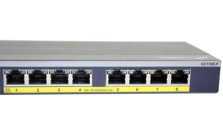 switch-netgear-gs108lp-100eus-poe-waga-z-opakowaniem-0-15-kg-certyfikat-ce