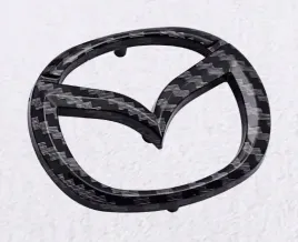 emblemat-logo-znaczek-do-mazda-na-kierownice-wymiary-57mm-x45mm-carbon-look