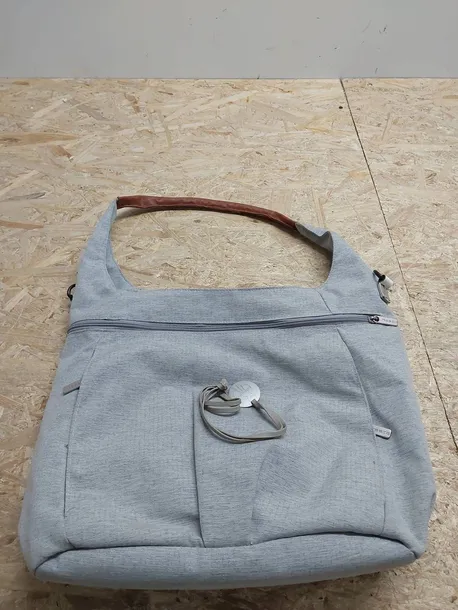 torba-dla-mamy-lassig-organizer-szara-wysokosc-1-cm