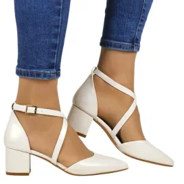 czolenka-na-niskim-obcasie-sergio-leone-830-perlowe