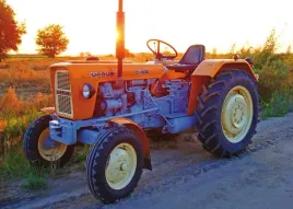 oplatek-na-tort-traktor-tra-46-95