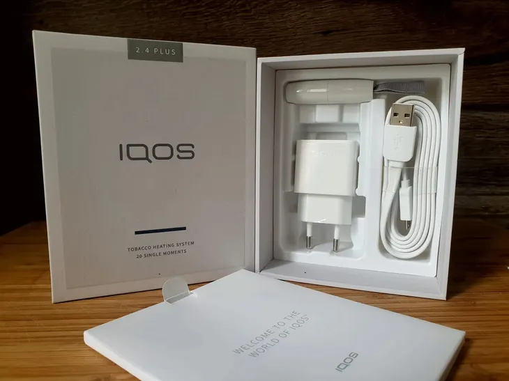 iqos-2-4-czarny-nowy-waga-z-opakowaniem-0-5-kg