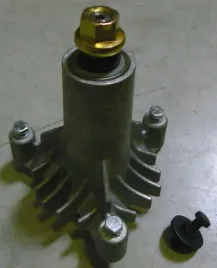 mandrela-noza-husqvarna-craftsman-komplet-mocowanie-na-3-sruby-gwiazdka-5-r