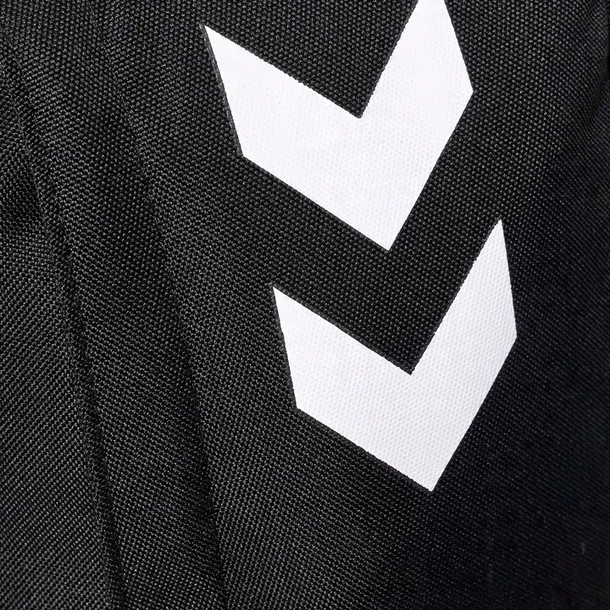 plecak-hummel-core-28-l-black-model-core-28-l