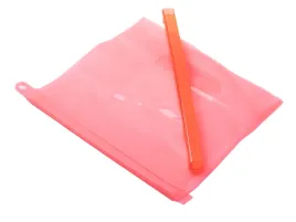 silikonowa-torebka-na-jedzenie-czerwona