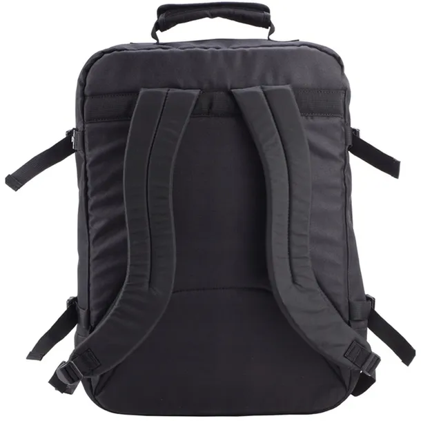 plecak-kabinowy-cabinzero-classic-44l-absolute-black-cechy-dodatkowe-wodoodporny-wzmacniane-dno-z-miejscem-na-laptopa