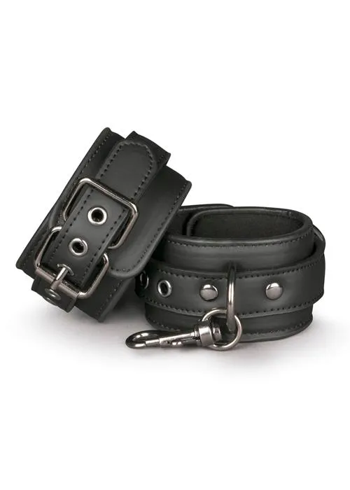 kajdanki-black-leather-handcuffs-marka-inna