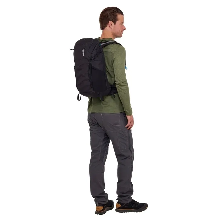 plecak-turystyczny-thule-alltrail-hydration-backpack-22l-black-stan-nowy