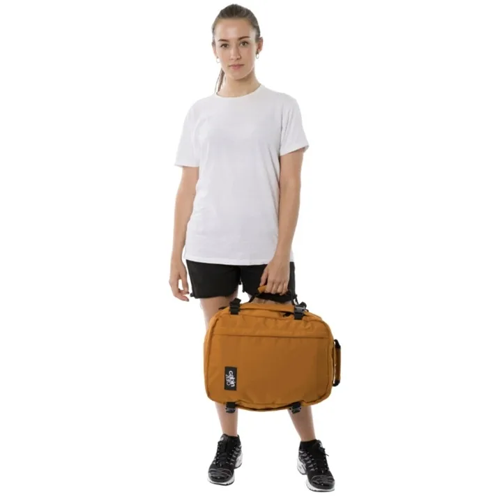 plecak-kabinowy-cabinzero-mini-28l-orange-chill