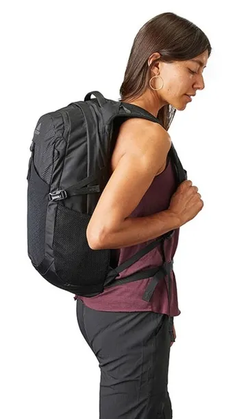 plecak-gregory-nano-111499-0413-czarny-20l-marka-gregory