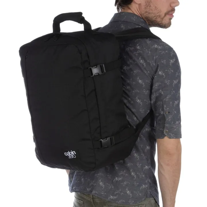 plecak-kabinowy-cabinzero-classic-36l-absolute-black