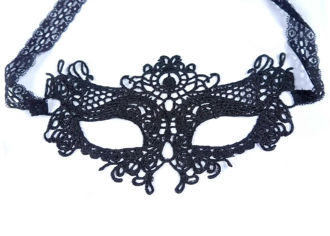 love-mask-b-series-fetish-marka-inna