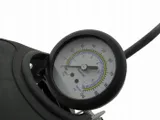 pompka-nozna-z-manometrem-samochodowa-rowerowa-waga-z-opakowaniem-1-1-kg