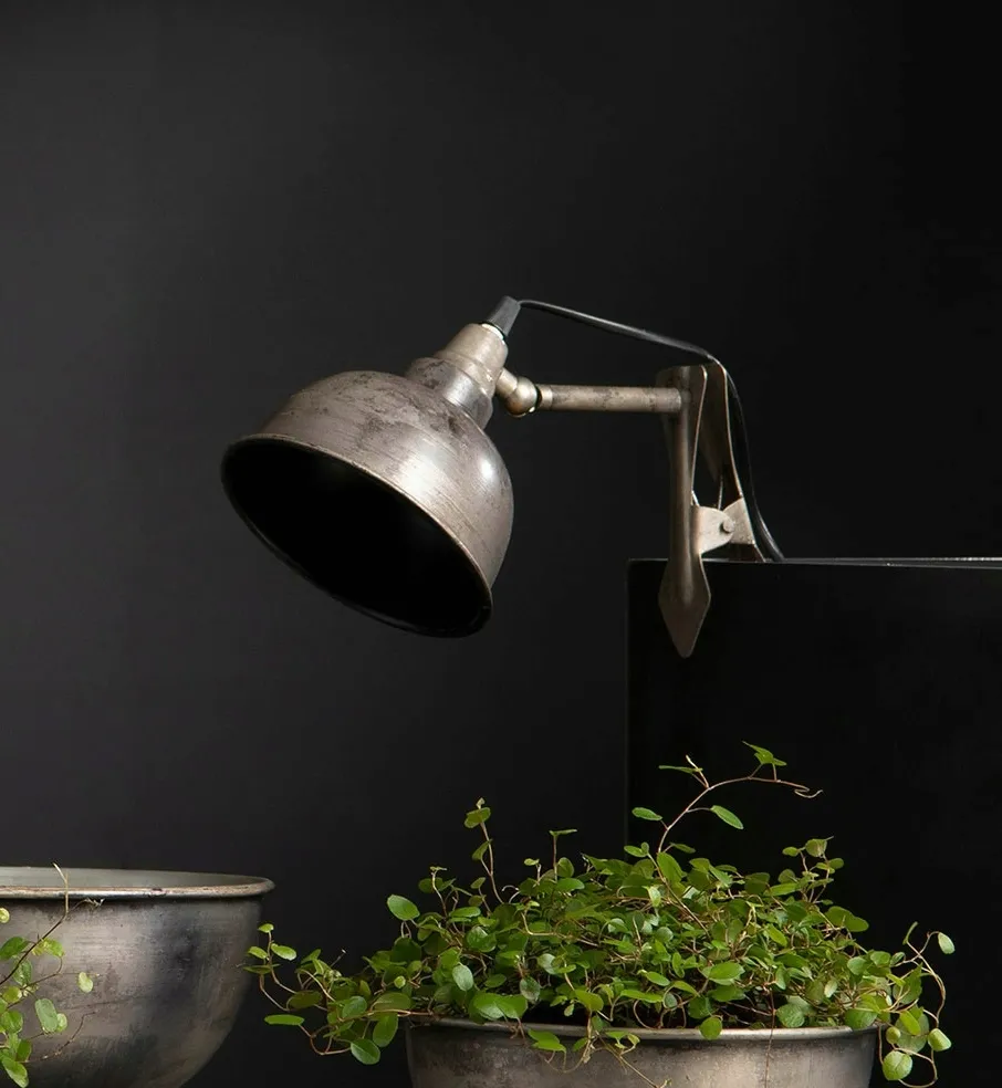 lampa-z-klipsem-przypinana-loft-metalowa-srebrna-biurkowa-nocna-stan-nowy