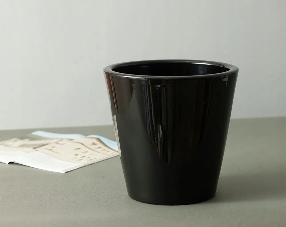 donica-sofia-ceramiczna-czarny-polysk-sr-19cm-stan-nowy