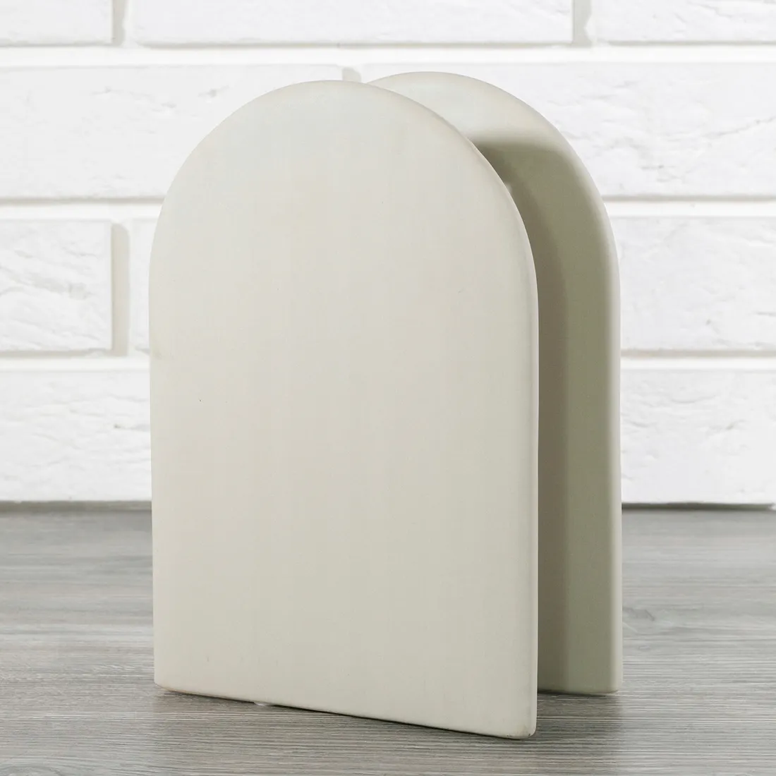 wazon-bezowy-ceramiczny-wys-23cm-stan-nowy