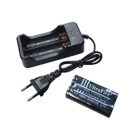 2-akumulatorki-18650-6000mah-37v-z-ladowarka