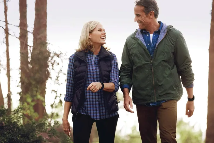 smartband-fitbit-charge-4-nfc-czarny-ekran-dotykowy-tak