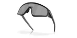 okulary-oakley-latch-panel-matte-black-prizm-black-typ-ochrony-filtr-uv-400-kat-3