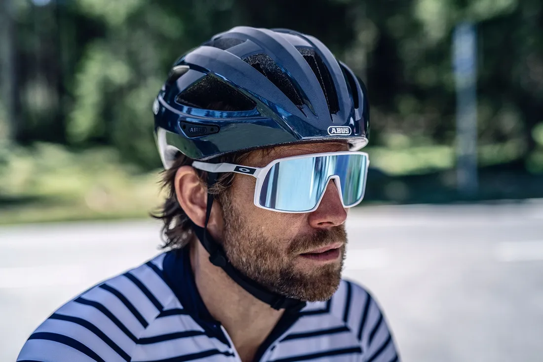 kask-rowerowy-abus-macator-midnight-blue-rozmiar-m