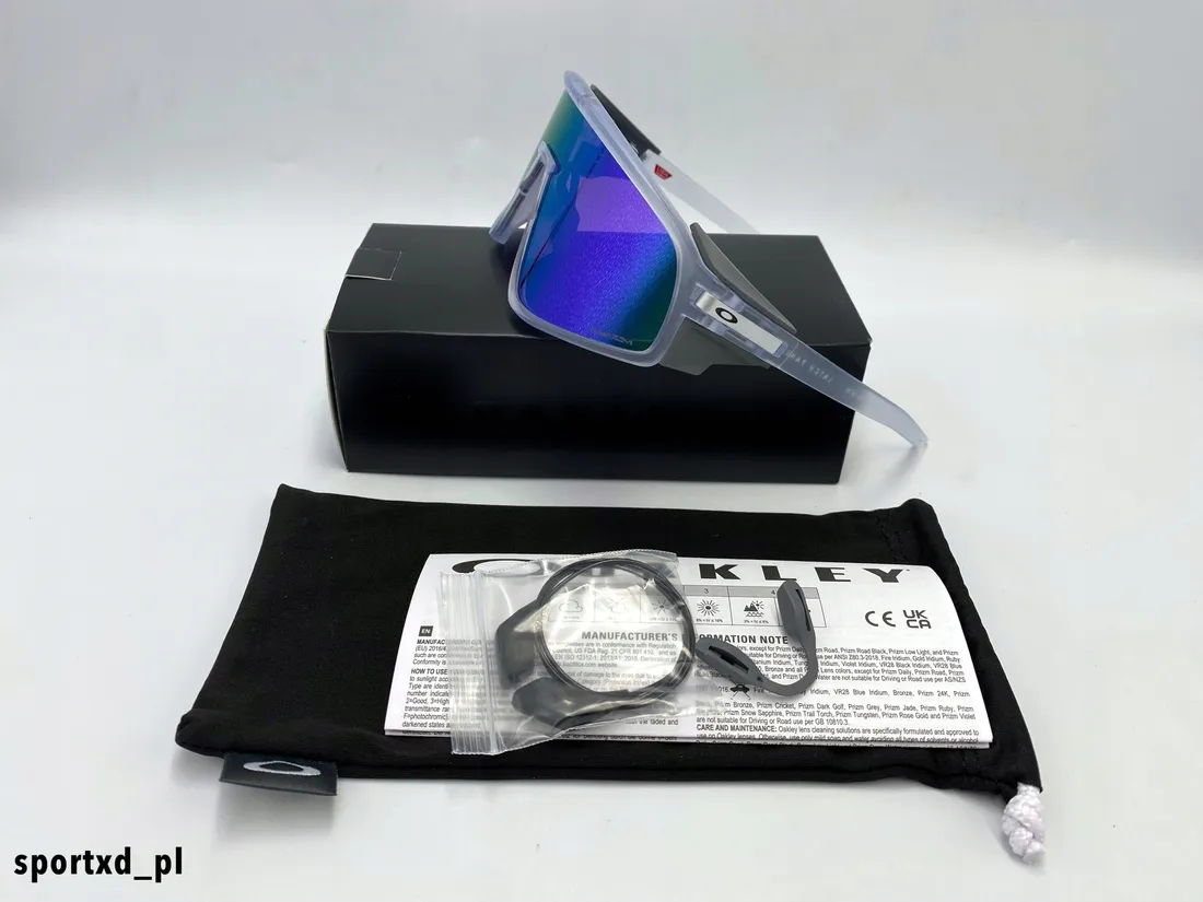 okulary-oakley-latch-panel-matte-clear-prizm-violet