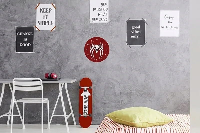 zegar-scienny-do-pokoju-spider-stan-nowy