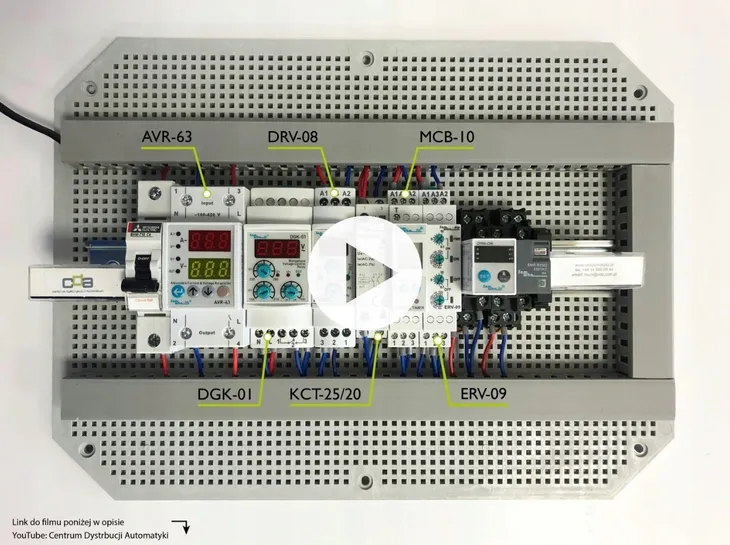 programowalny-wylacznik-czasowy-8-programow-thc-15b-16a-220-240v-model-thc-15b